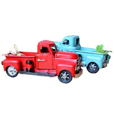 Classic And Traditional Decorative Metal Truck Model